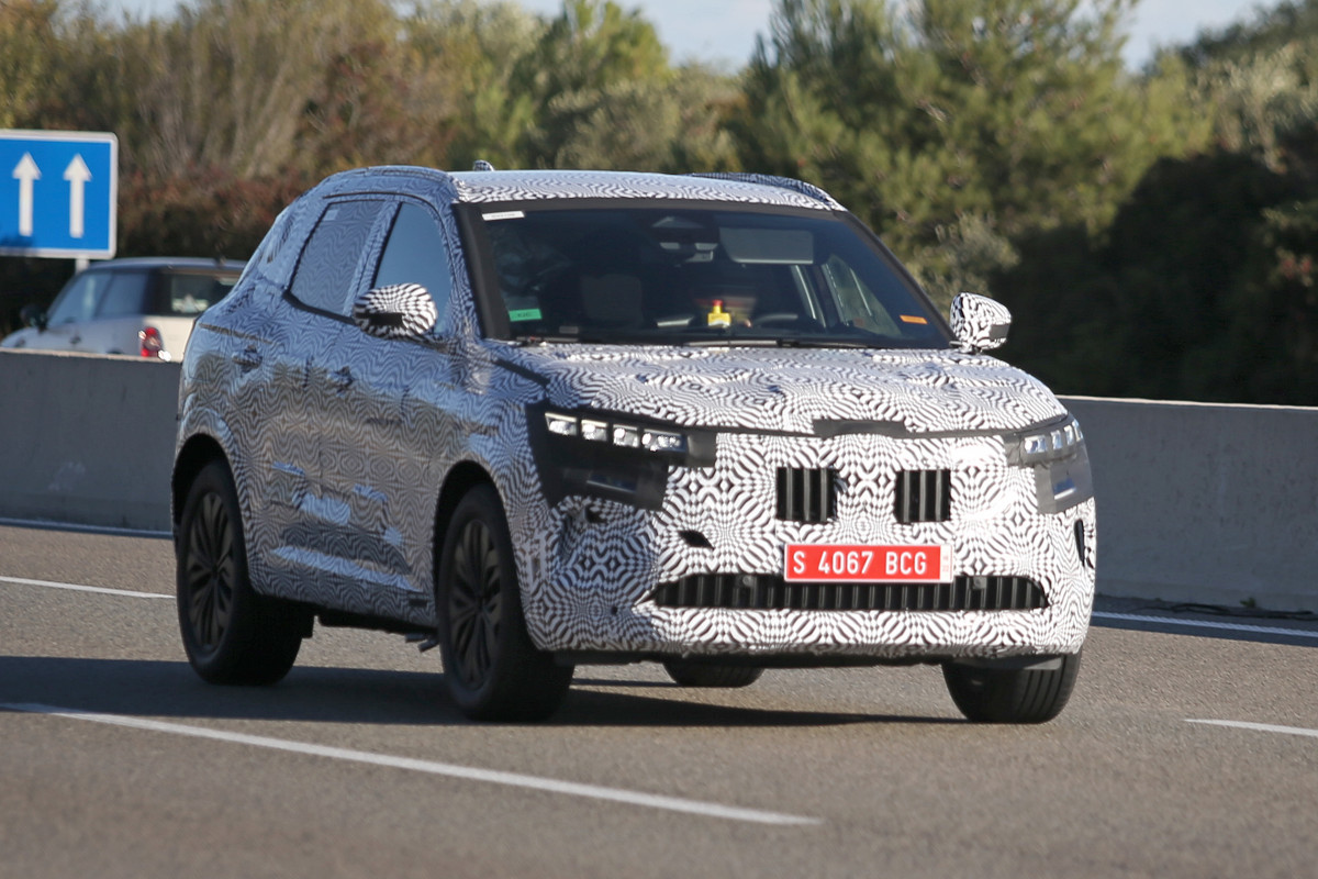 Renault Espace (2023). Photos et révélations sur l'Austral à 7 places