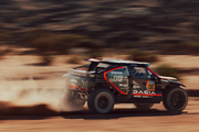 Dakar 2025 : Dacia Sandriders et Al-Attiyah signent leur première victoire d'étape sur la 9e étape 