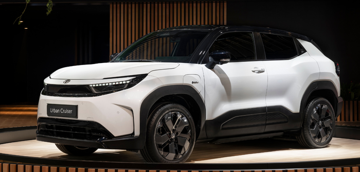 Toyota Urban Cruiser : le nouveau SUV électrique dévoilé à Bruxelles